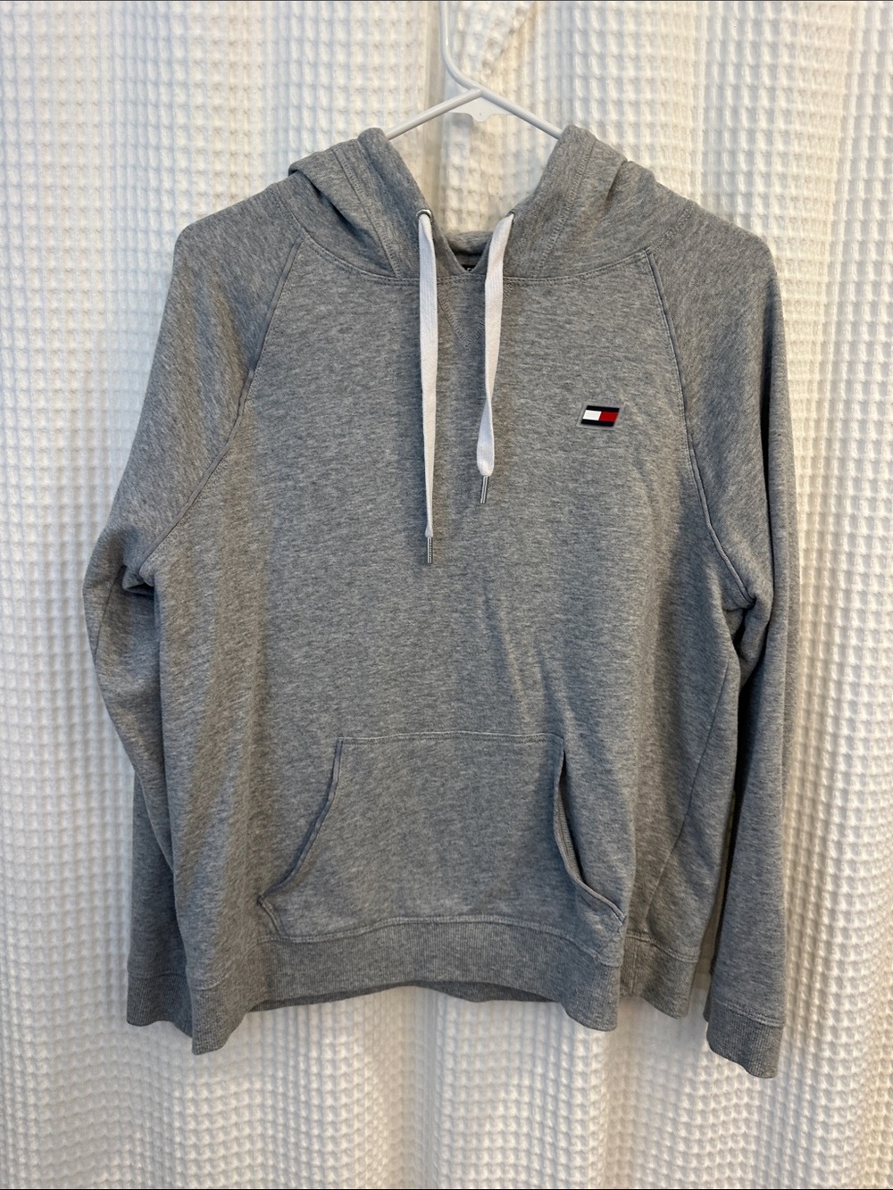 Tommy Hilfiger Gray Pullover Hoodie with Small Flag Logo